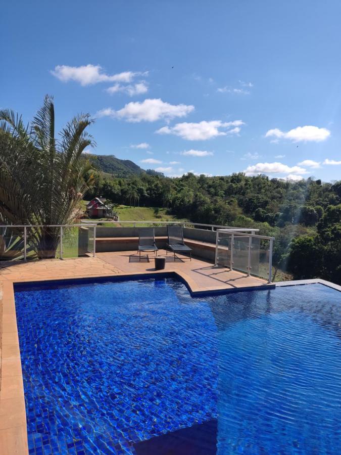 Agua Da Mina